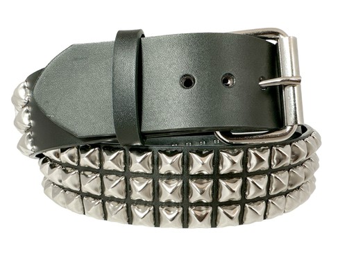 Studded three row pyramid - three, stud